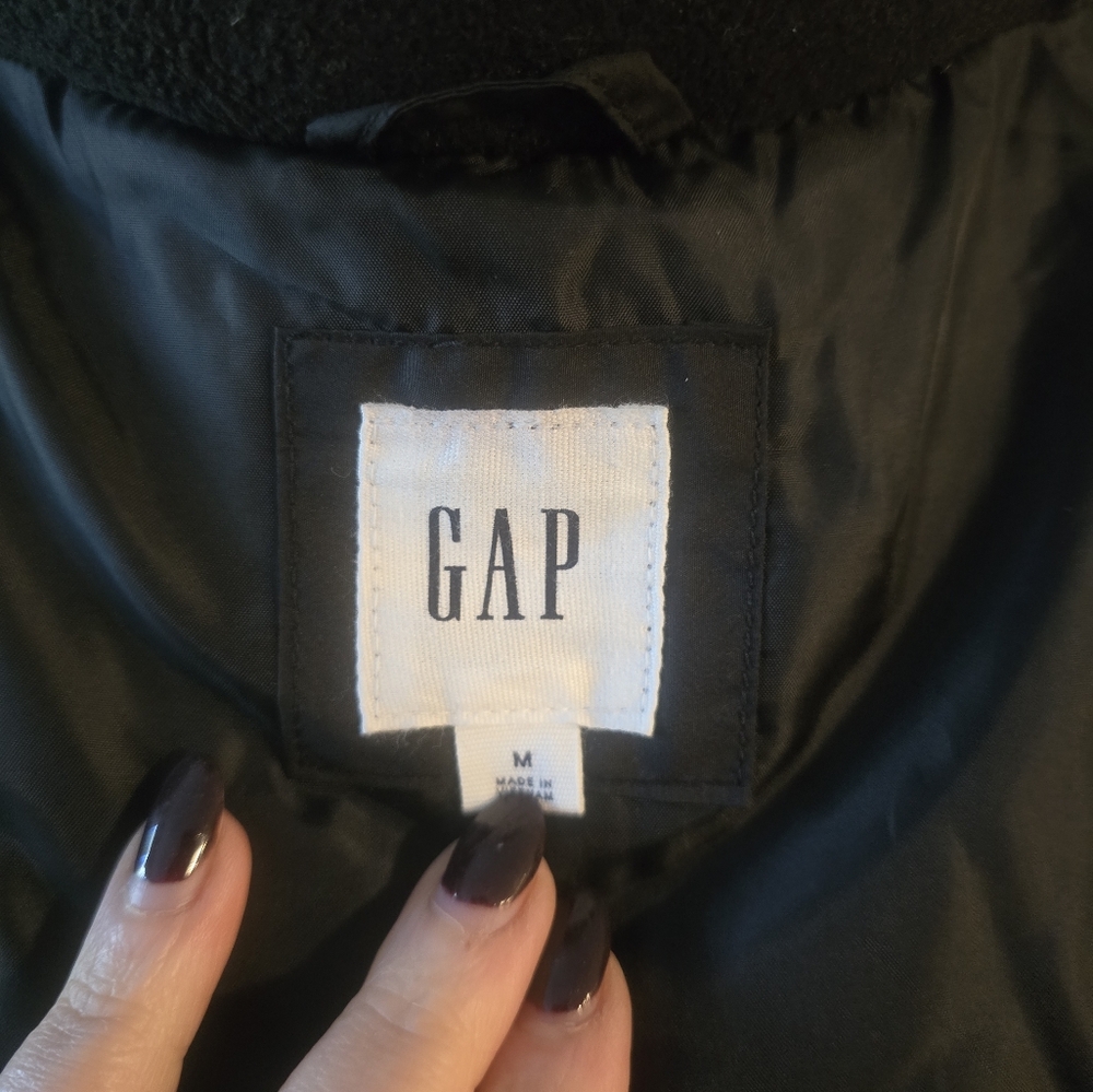 GAP Cold Control Puffer Vest - Picture 5 of 5